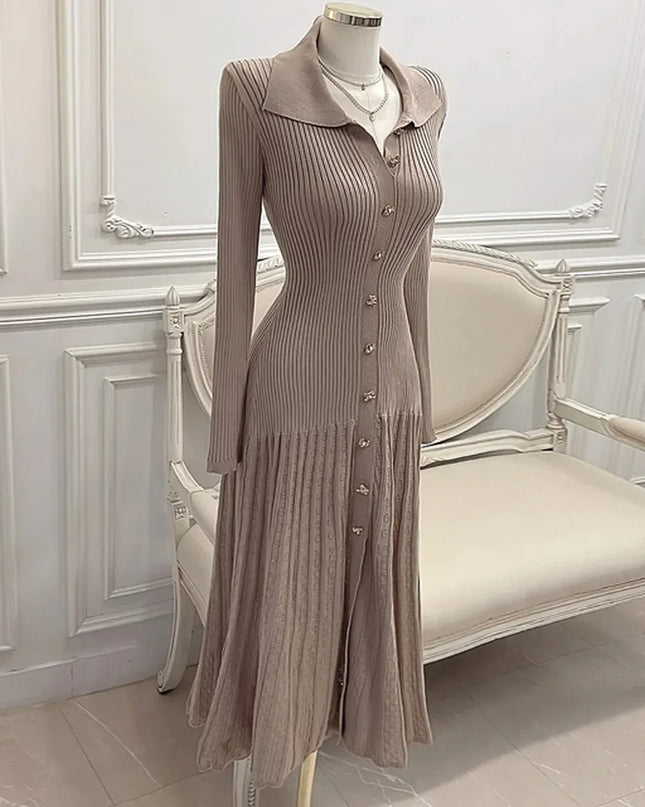 Plissierter Rock in Knöchellänge, Strickkleid in Taupe