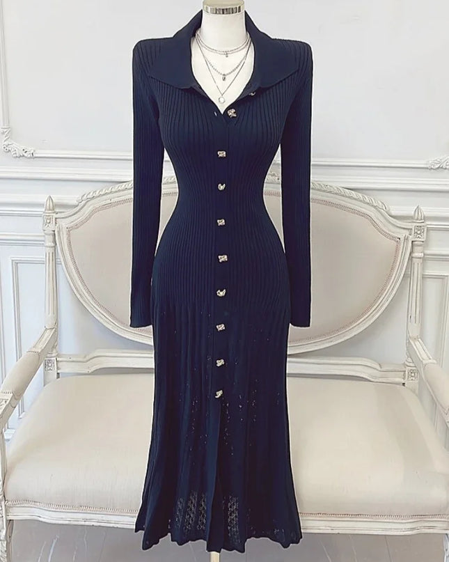 Langes Strickkleid mit Polokragen Schwarz aus Rippstrick, Frontalansicht
