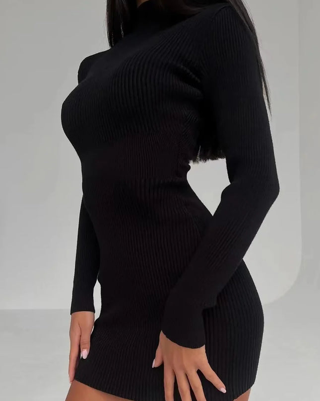 Weißes Strickkleid, Nahaufnahme des Baumwoll-Rippstricks