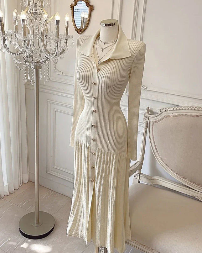 Langes Strickkleid mit Polokragen Creme, Vorderansicht