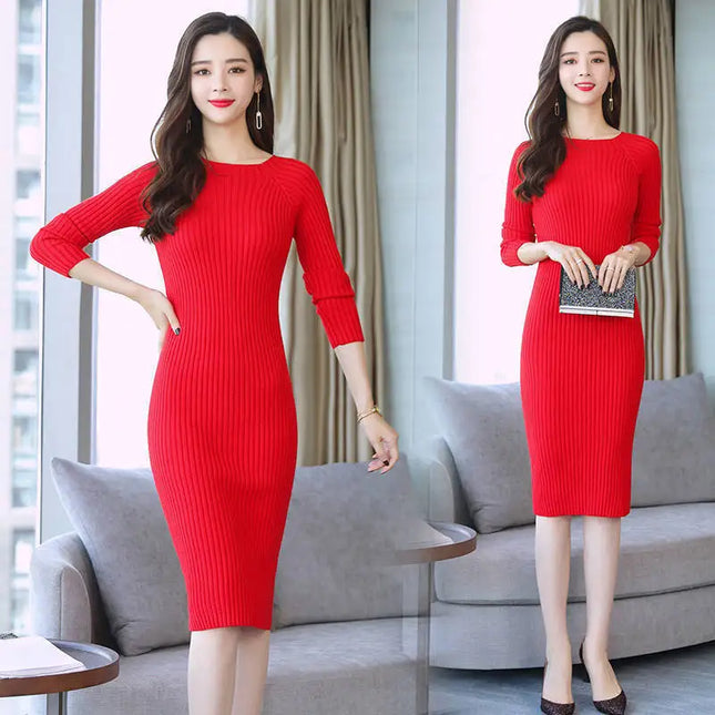 Midi Strickkleid gerippt rot mit Rundhals, Vorderansicht