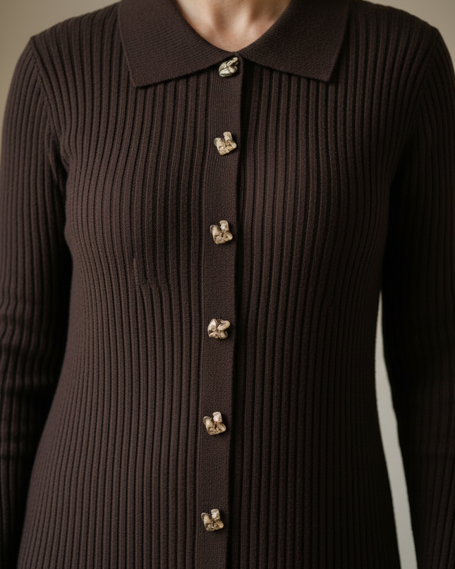 Langes Strickkleid mit Knopfleiste dunkelbraun - Ansicht 4
